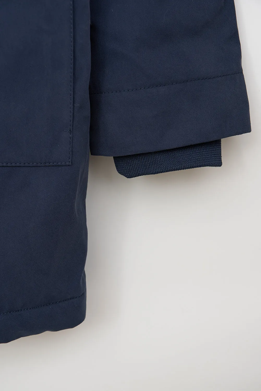 Abrigo de hombre impermeable con borreguito interior