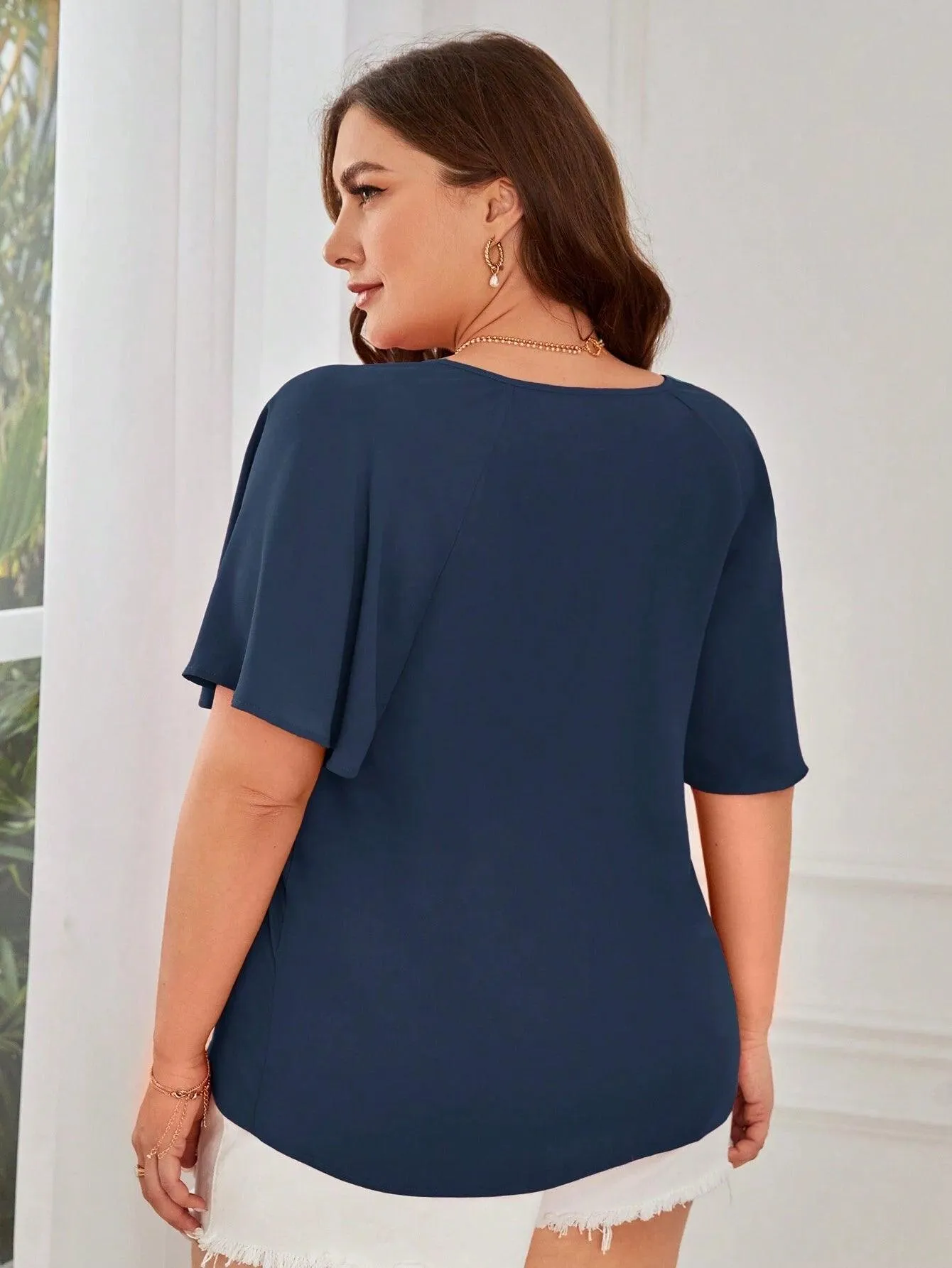 Blusa Classica Com Gola De Amarração - Flora