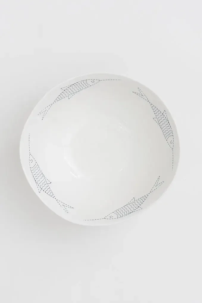 Bol de porcelana con peces grande