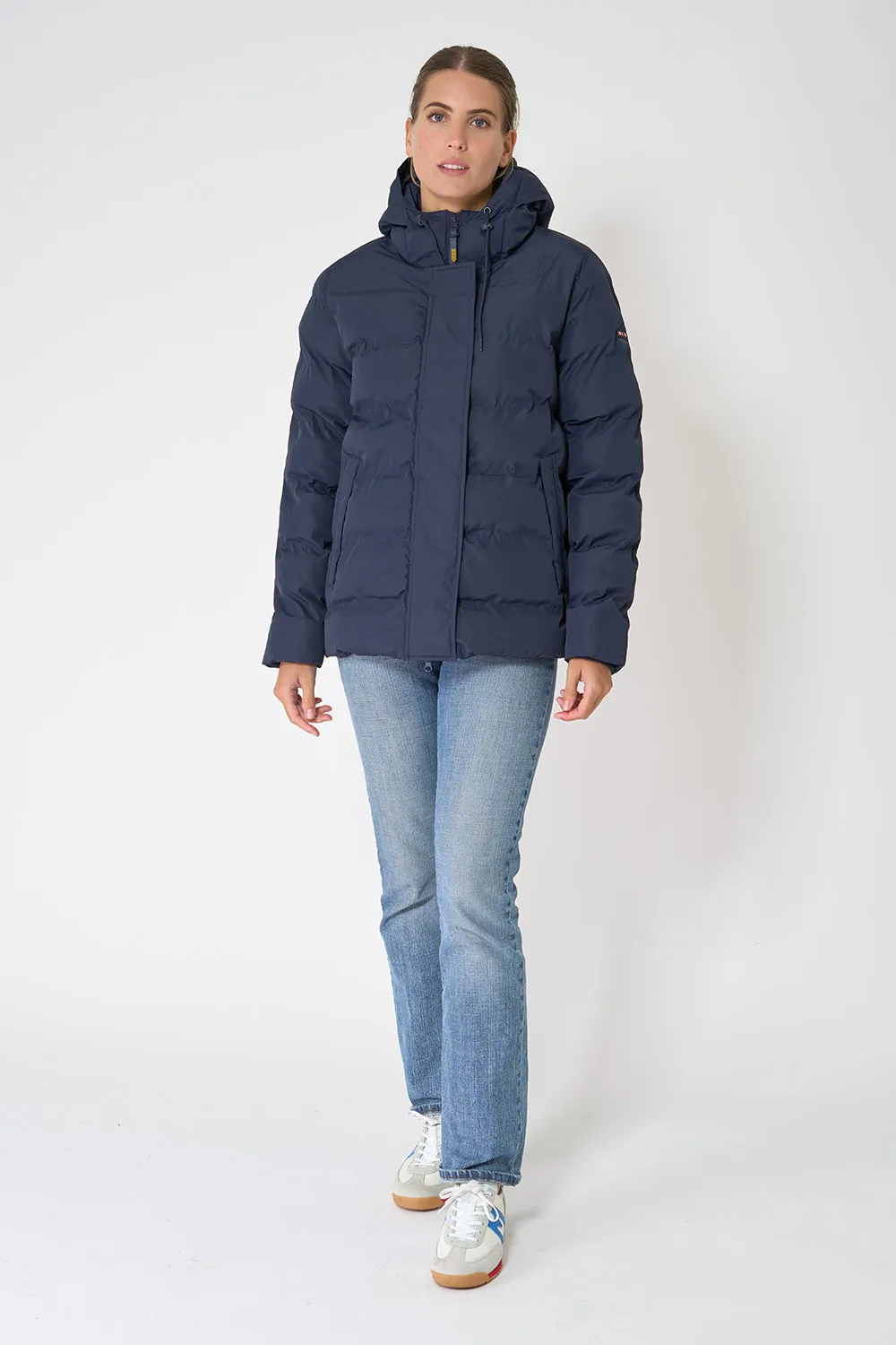 Cazadora impermeable puffy con capucha
