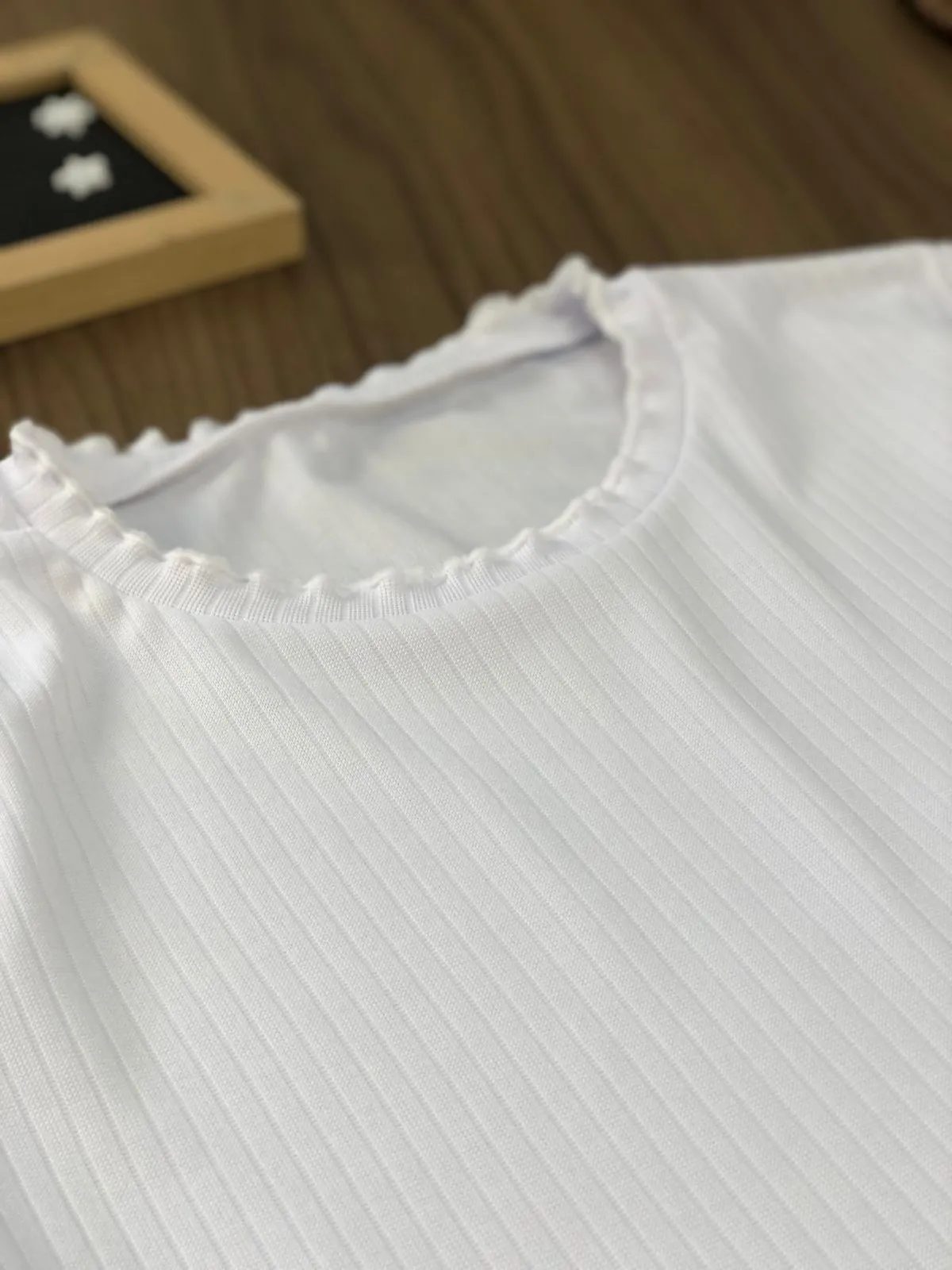 Cropped Canelado 376402  (1B)