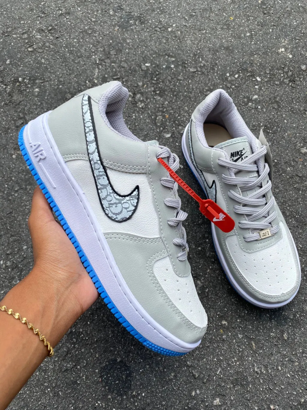 Tênis Nike Air Force 1 Low Collab Christian Dior