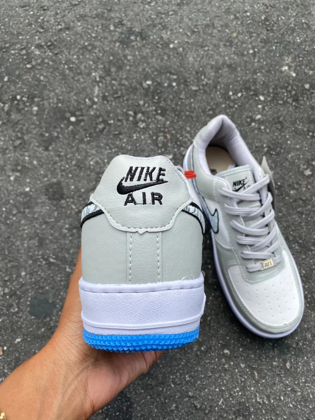 Tênis Nike Air Force 1 Low Collab Christian Dior