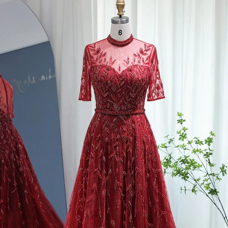 Vestido de Festa Luxo Clássico com Cristais em Padrão Folhagem - Modelo Especial