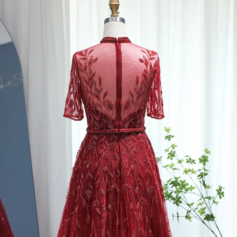 Vestido de Festa Luxo Clássico com Cristais em Padrão Folhagem - Modelo Especial